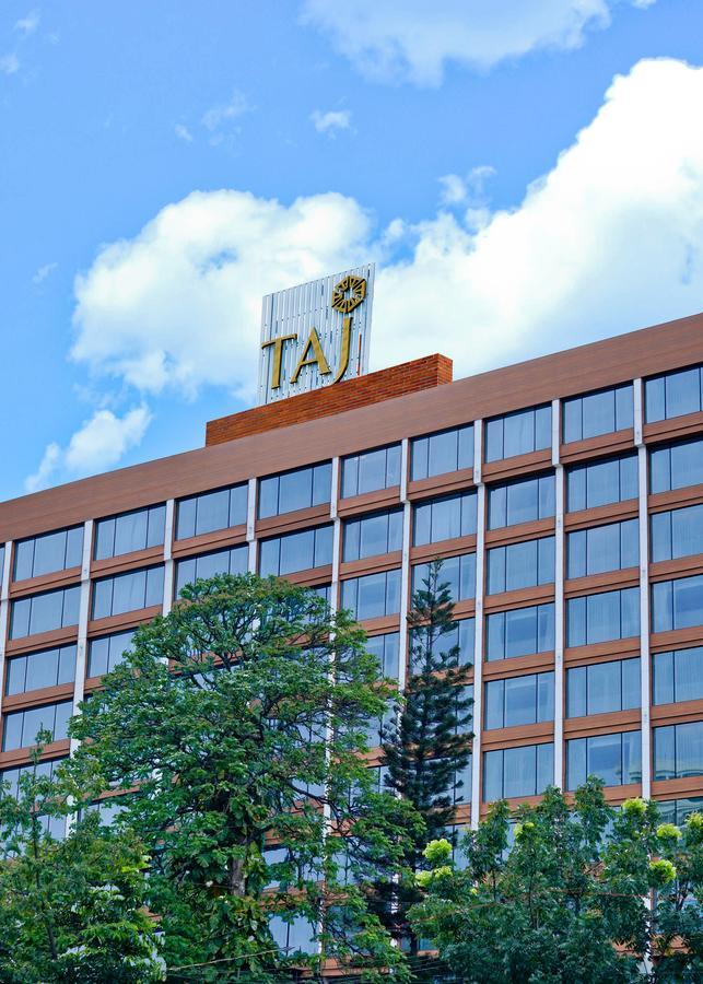 Taj Mg Road Bengaluru Hotel Exterior foto